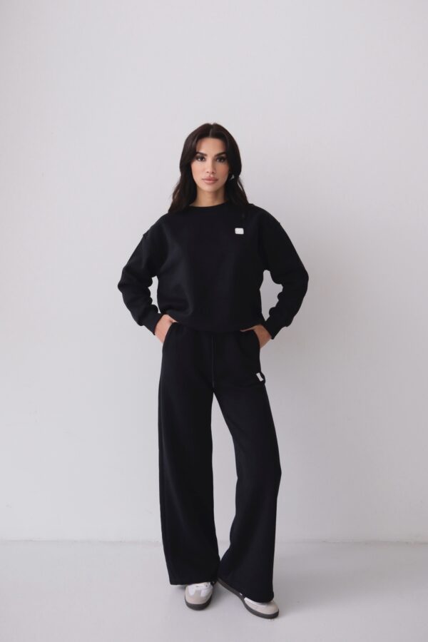 Urban Calm Black Set - Image 1