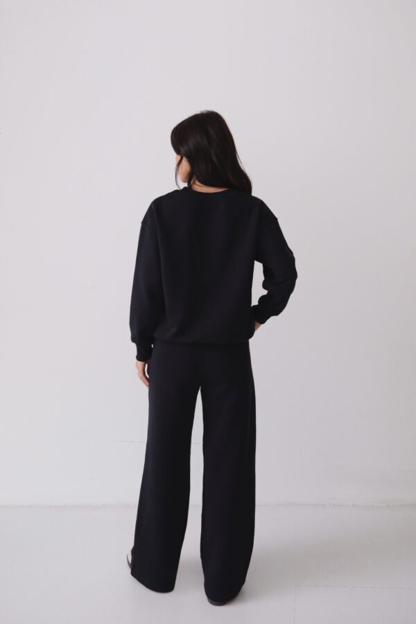 Urban Calm Black Set - Image 10