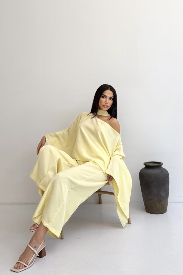 Luna Flow – Zweiteiliges Cape-Set in Soft Lemon - Image 7